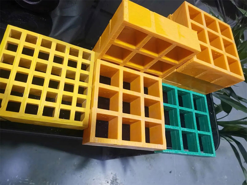 佛岡縣玻璃鋼格柵樹(shù)篦子